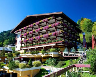 Alpin- Das Sporthotel, Summercard Included May - September - Τσελ αμ Ζέε - Κτίριο