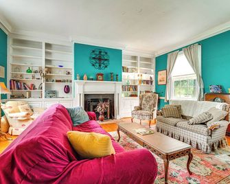 19 Mi to Uva! Historic 30-Acre Retreat in Va! - Ruckersville - Sala de estar