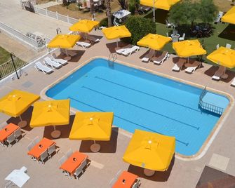 Admiral Hotel - Kizkalesi - Piscina