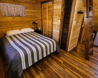 Birch Tree Cottage - North Pole - Habitación