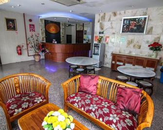 Rose Cottage Hotel Bandar Seri Alam - Masai - Receptie