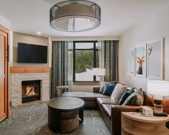 Summit Hotel at Big Sky Resort - Big Sky - Vardagsrum