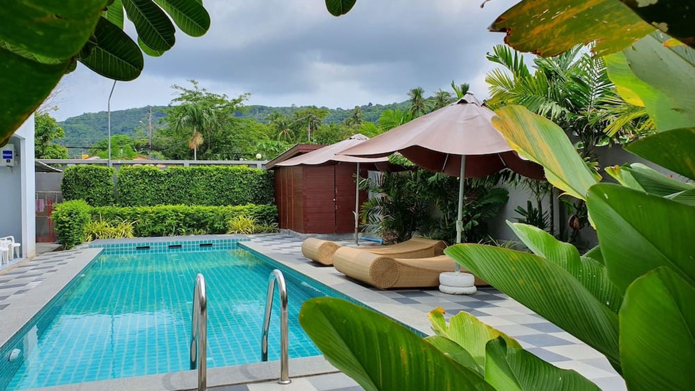 Big Buddha Hillside Hotel