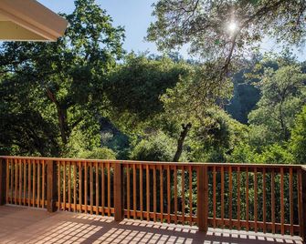 Buckeye Basecamp-Events-Family Friendly-Creek - Sonora