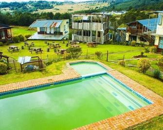Run n Fire Garden Court Kingdom Builder - Mbabane - Pool