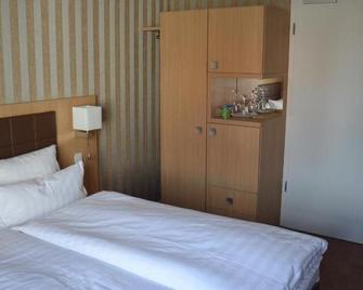 Hotel Ortel - Besigheim - Bedroom