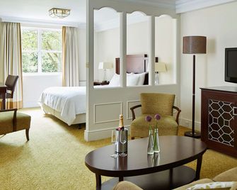 سبروستون مانور هوتل، جولف آند كانتري كلوب - نورويتش - غرفة نوم