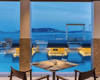 Grace Mykonos - Agios Stefanos - Pool