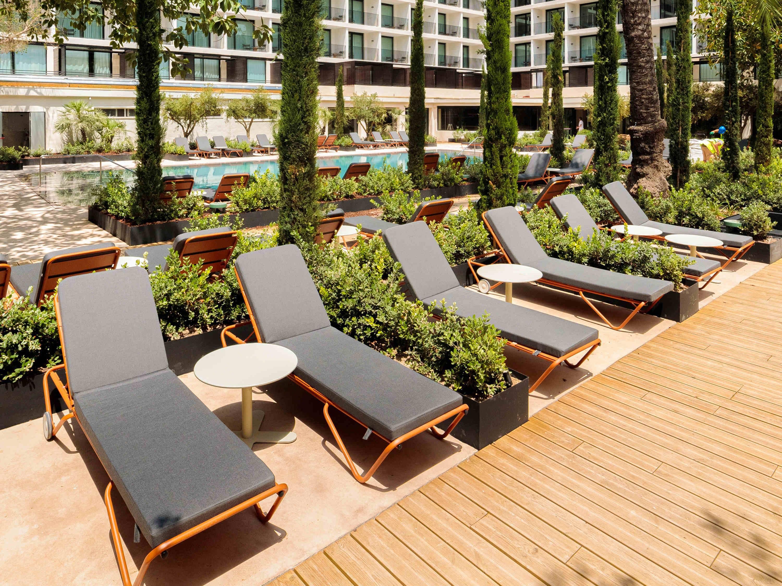 ميركيور بنيدورم - بندورم - شرفة مرصوفة