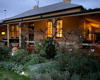 Wonga - A secluded oasis in the heart of Parkes - Parkes - Outdoor view