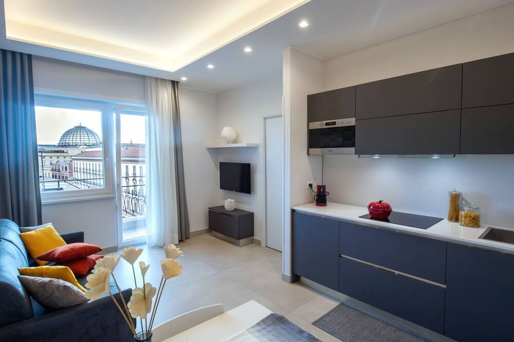 Napoli City Center - Appartamenti e Camere - Неаполь - Вітальня