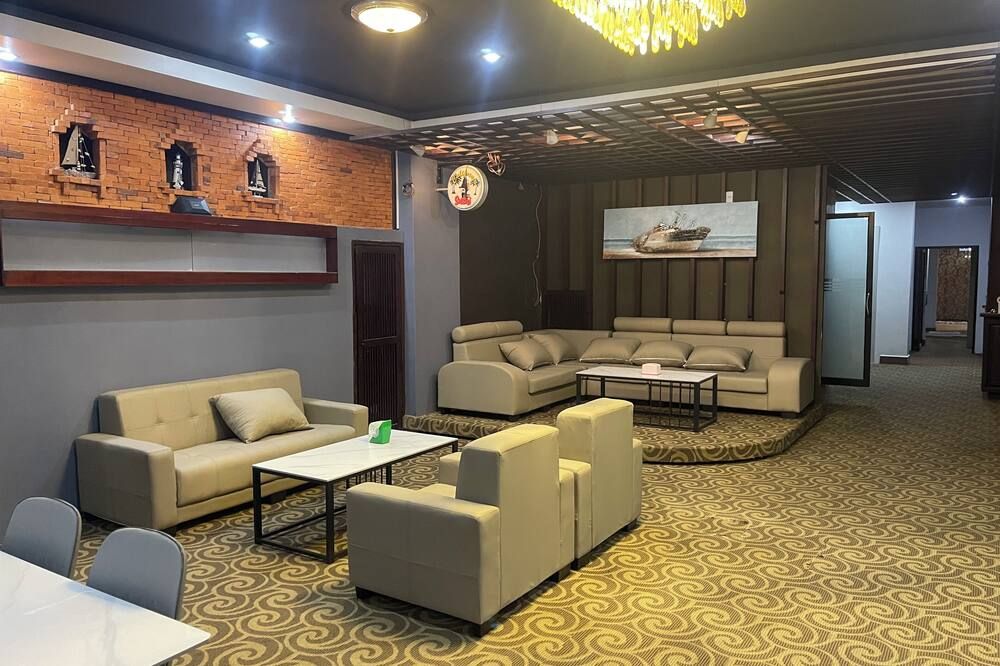 لكي سيتي هوتل