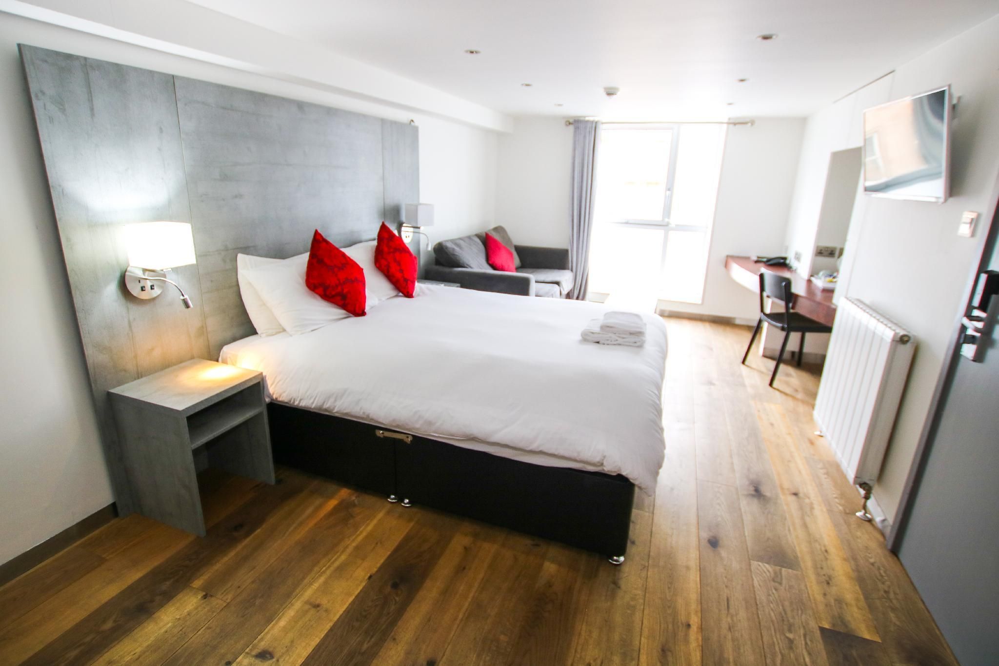 بارنزويك ميرشانت سيتي هوتل