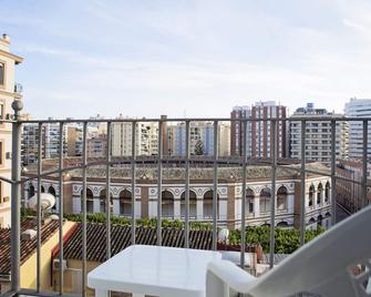 Hotel Eliseos - מלאגה - מרפסת