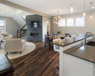 Lakefront Luxury - Mound - Cocina