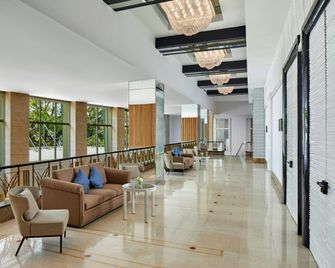 Courtyard by Marriott Bandung Dago - Bandung - Lobby