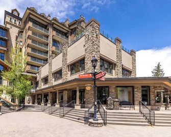Landmark Vail - Charming Condo for 8 with Resort-style Amenities - Vail - Building