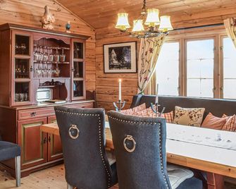 3 Bedroom Amazing Home In Vossestrand - Vossestrand - Sala de jantar