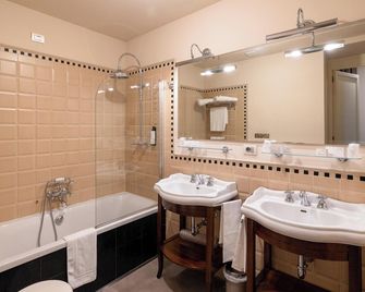 Hotel Patria - Pistoia