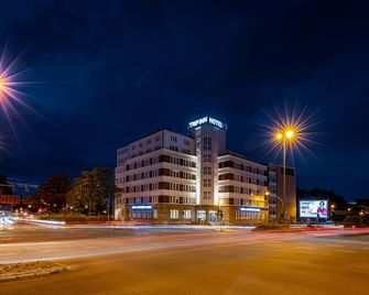 Trip Inn Living & Suites - אסן - בניין