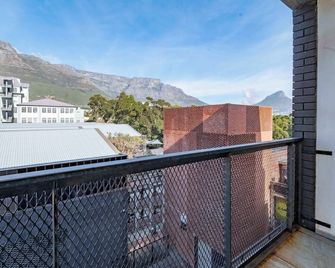 Woodstock Mountain Scenery - Le Cap - Balcon