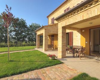 Residence Casale Torrenova al Conero - Potenza Picena - Patio