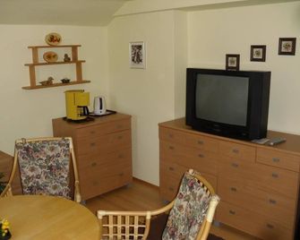 Pension Stöllinger mit Traumausblick - פושל אם זה - סלון