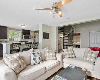 Haymount Hideaway - Fayetteville - Sala de estar