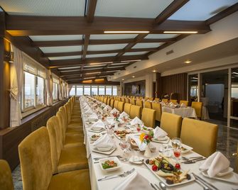 كوتلوكان أولدتاون هوتل - Bursa - مطعم