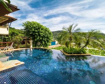 Best Beach and Seaviews from Stunning Oriental Bangkok Hotel Designed Apartment - Karon - Basen