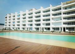 Flat de Playa - New Asia Condominium - Asia - Pool