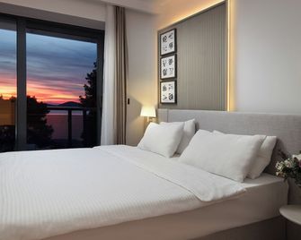 Seesea Hotel - Vodice - Makuuhuone