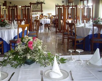 Hostal Siete Picos - El Espinar - Restaurant
