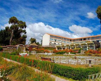 Taypikala Hotel Lago - Puno - Building