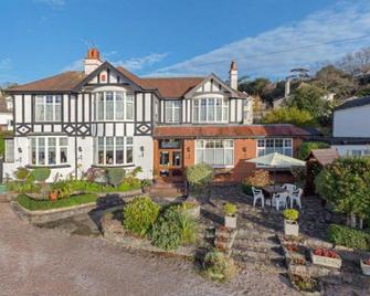Newton House - Torquay - Building
