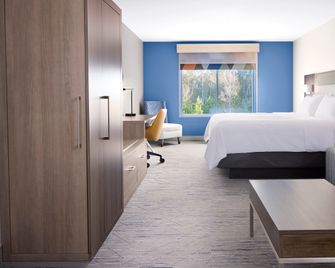 Holiday Inn Express & Suites Dania Beach - Airport Area - Dania Beach - Schlafzimmer