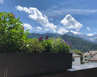 Hotel garni Alpengruss - Garmisch-Partenkirchen - Näkymät ulkona