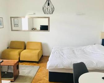 Modern studio in the heart of the city - Maribor - Bedroom