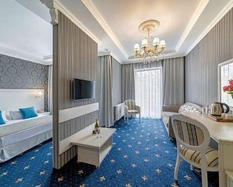 Lermont Hotel - 格連吉克 - 客廳