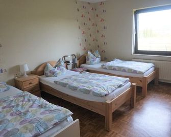 Großes Ferienhaus Eifel - Haus Hubertz - Hellenthal - Bedroom