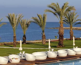 King Evelthon Beach Hotel & Resort - Pafos - Piscina