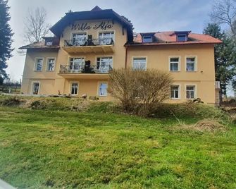 Willa Alfa - קודובה-זדרוי - בניין