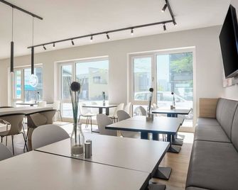 B&B Hotel Bielefeld-City - Bielefeld - Restaurante