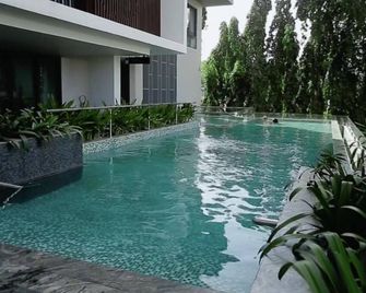 Newly build two bedrooms apt for rent in Osu, Accra, Ghana. - פילדלפיה - בריכה