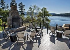 The Lodges at Cresthaven - Lake George - Patio