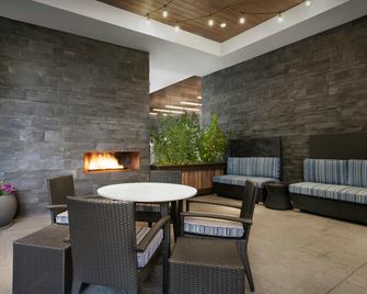 Home2 Suites by Hilton Eugene Downtown University Area - Eugene - Bygning