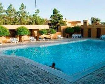 Quetta Serena Hotel - Quetta - Pool