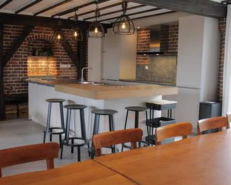 Vacation home 'Cozy' on Cox's Farm - Gemert - Bar