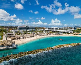 Mangrove Beach Corendon Resort - Willemstad - Building