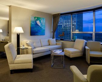 Chateau Lacombe Hotel - אדמונטון - סלון